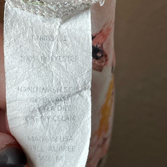 Kay Celine Floral Blouse Top Cut out Sheer Short Sleeve Medium V-Neck - Picture 3 of 4